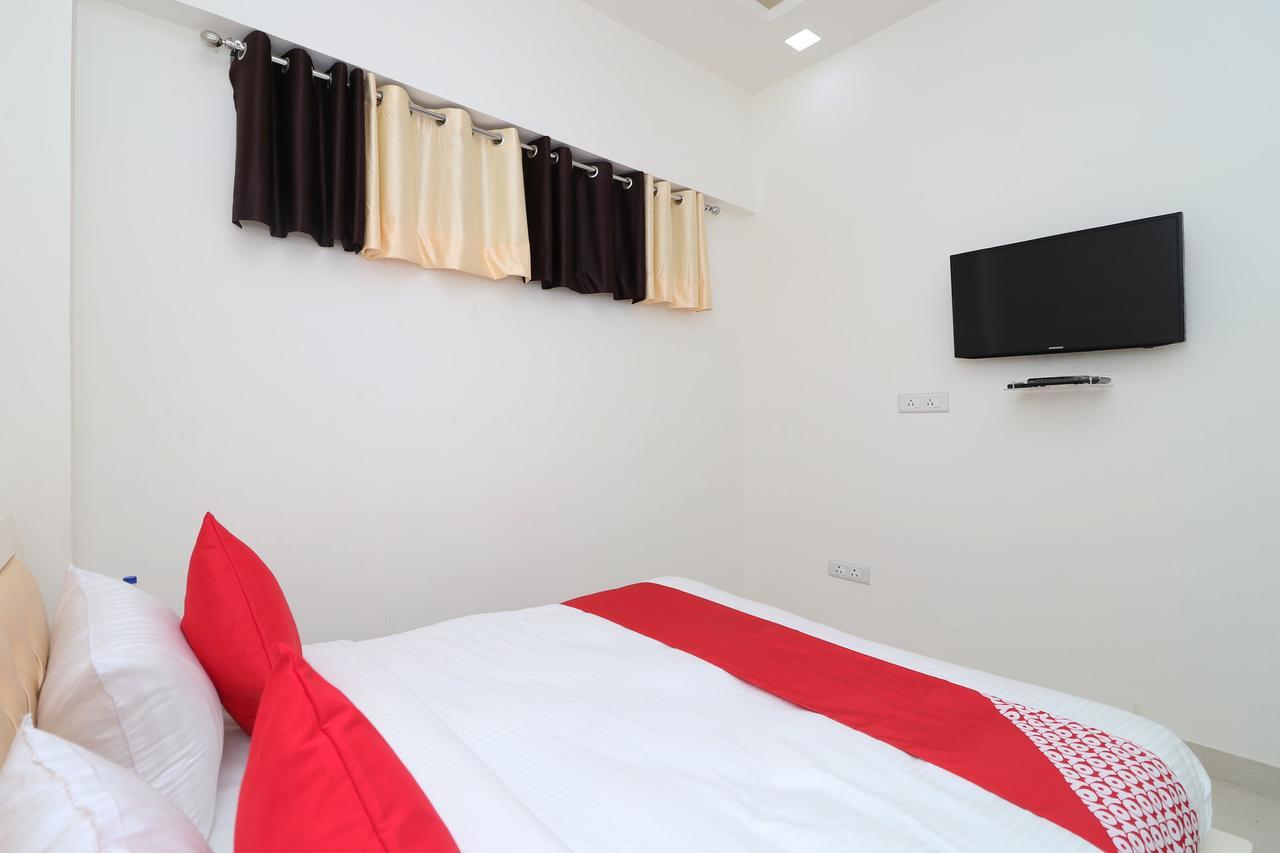 Oyo 13406 Hotel Golden Leaf Bareilly Εξωτερικό φωτογραφία