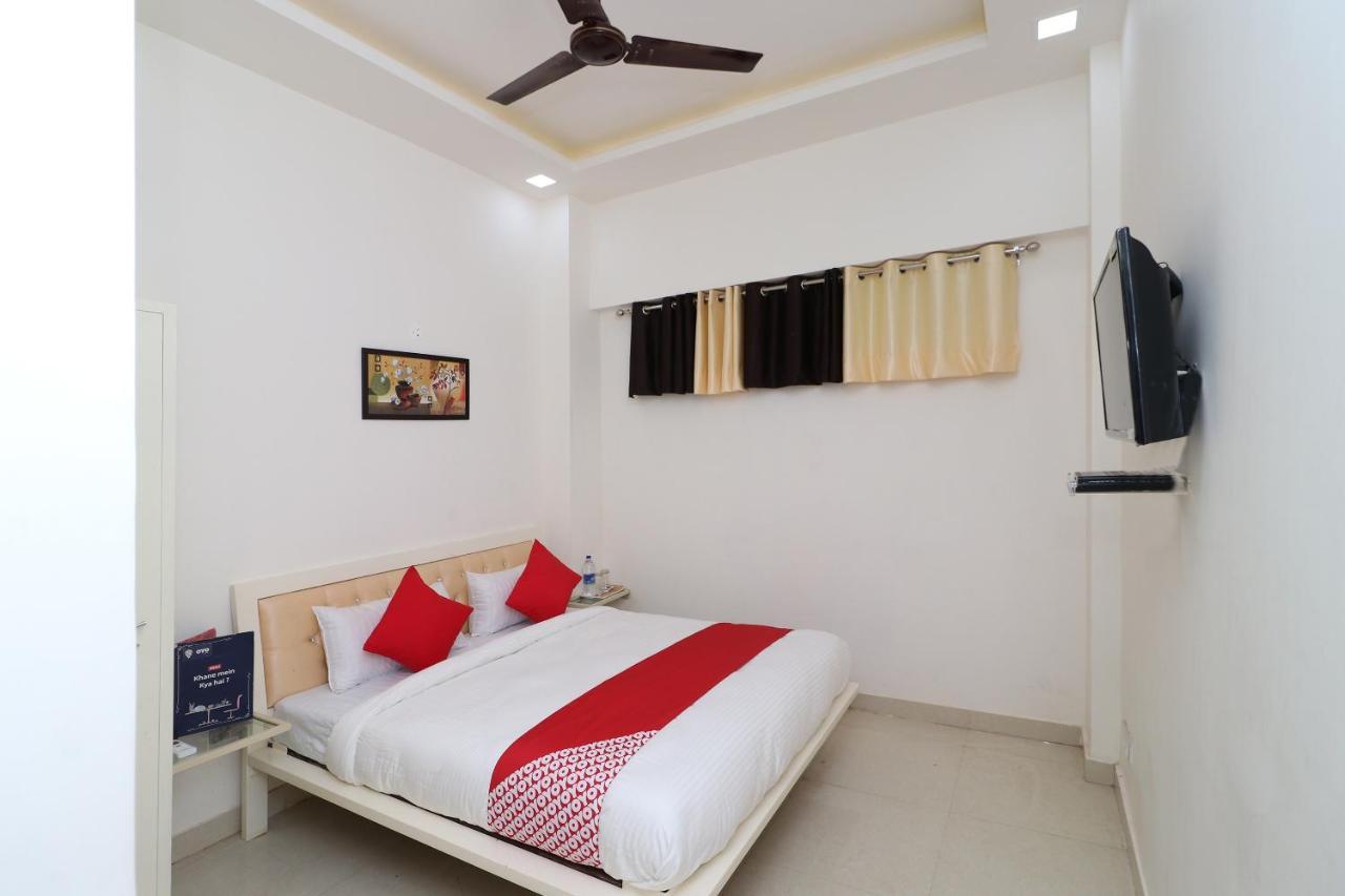Oyo 13406 Hotel Golden Leaf Bareilly Εξωτερικό φωτογραφία